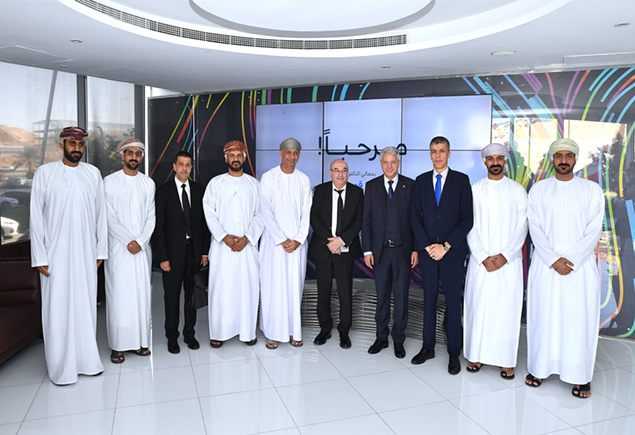 للاطلاع على تجربة سلطنة عمان في الاستثمار والصناعات الدوائية وزير الصناعة الصيدلانية الجزائري يزور عددًا من المؤسسات الحكومية والخاصة